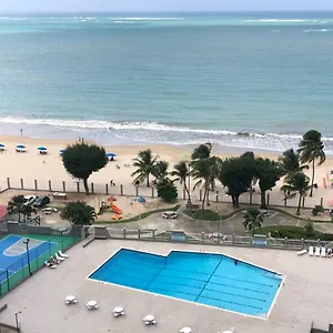 https://beach-front-beach-view-1-bedroom-2bathroom-coral-beach-apt.sanjuanpuertorico-hotels.com